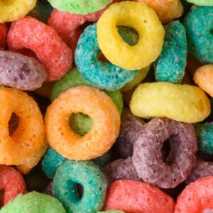 cereali colorati con coloranti alimentari